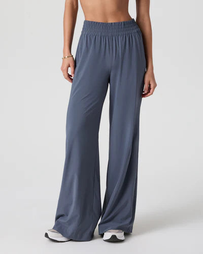 Vuori - Villa Wideleg Pant