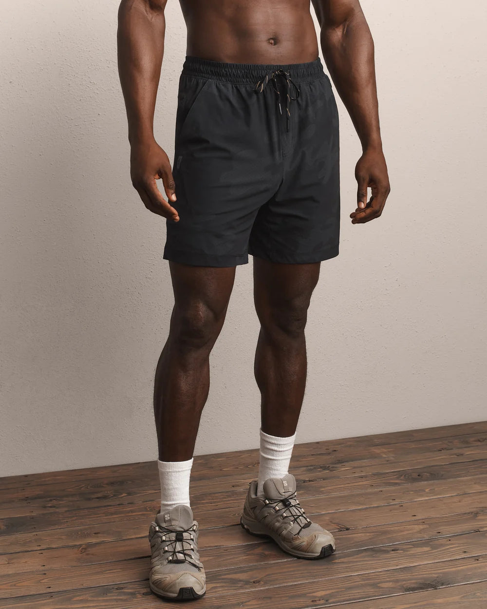Rhone - Pursuit Short - Unlined - 7"