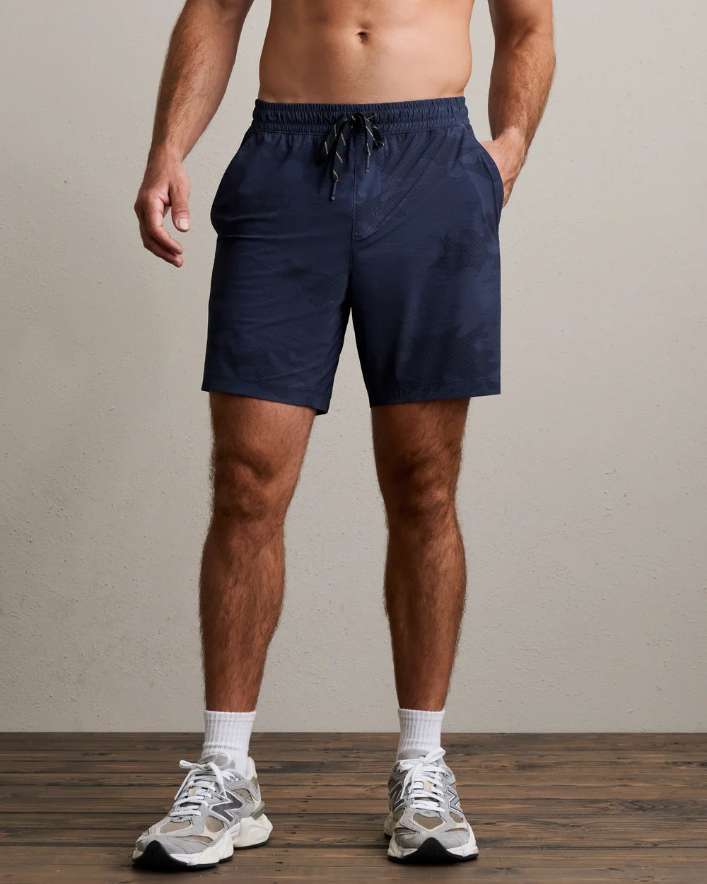 Rhone - Pursuit Short - Unlined - 7"