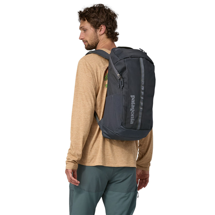 Patagonia Black Hole Pack 25L in Smolder Blue