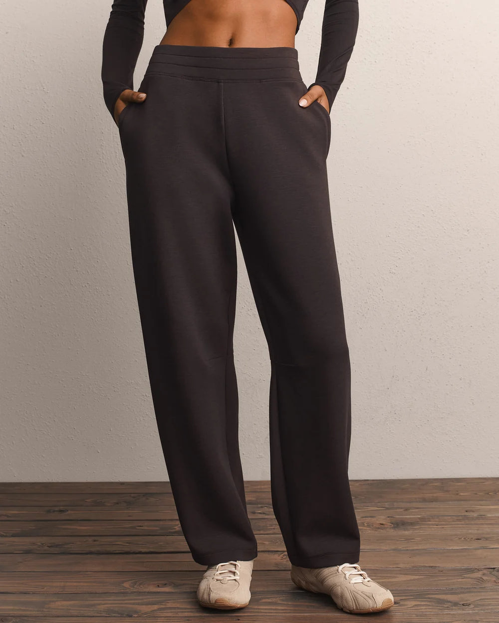 Rhone - DreamGlow® Barrel Leg Pant
