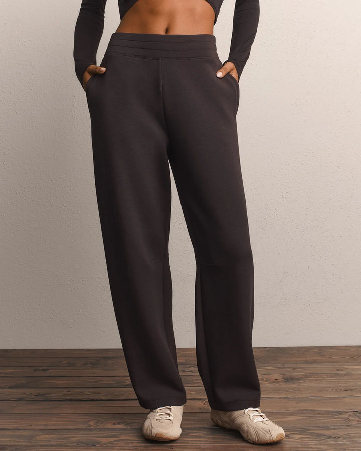 Rhone - DreamGlow® Barrel Leg Pant