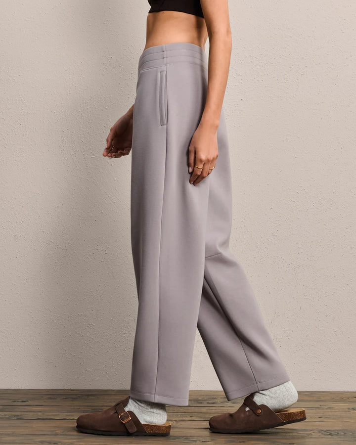 Rhone - DreamGlow® Barrel Leg Pant