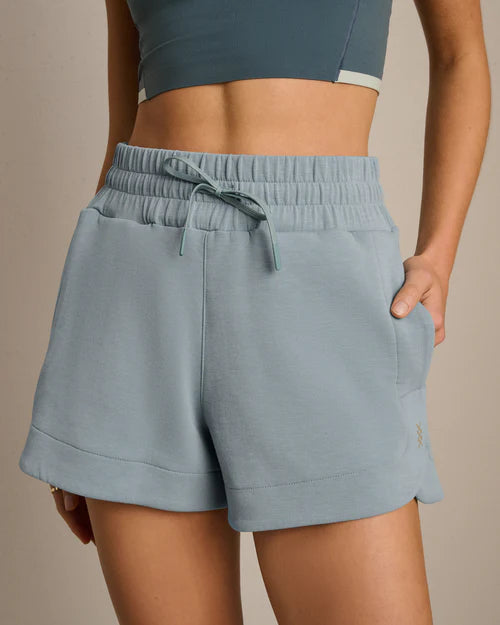 Rhone - Women's DreamGlow™ Short  3"