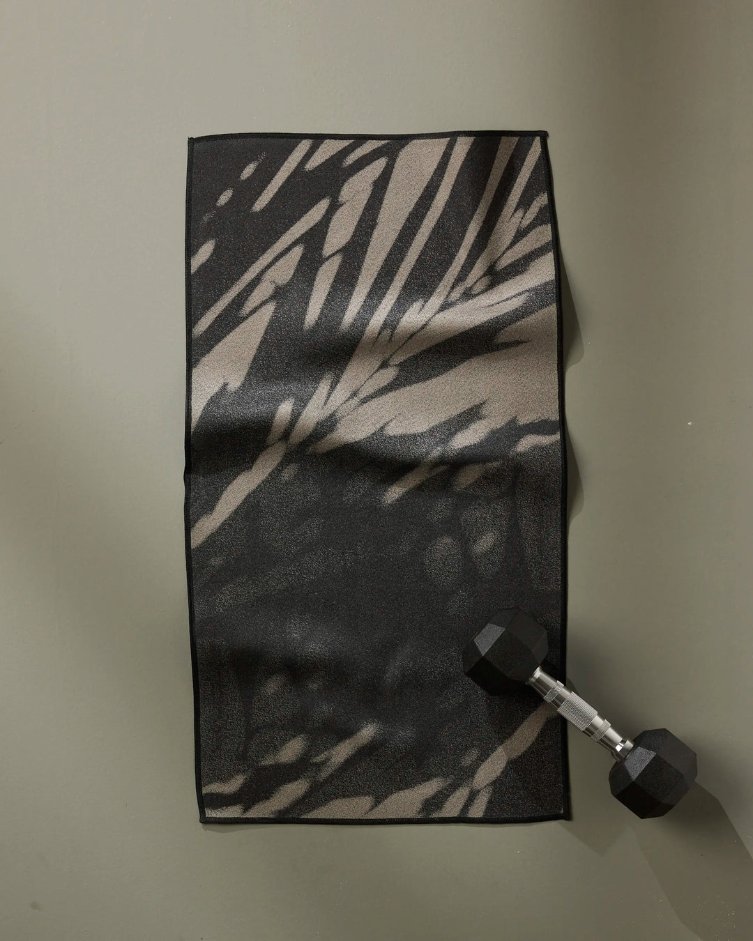 GEOMETRY Palm Shadow Fitness Towel