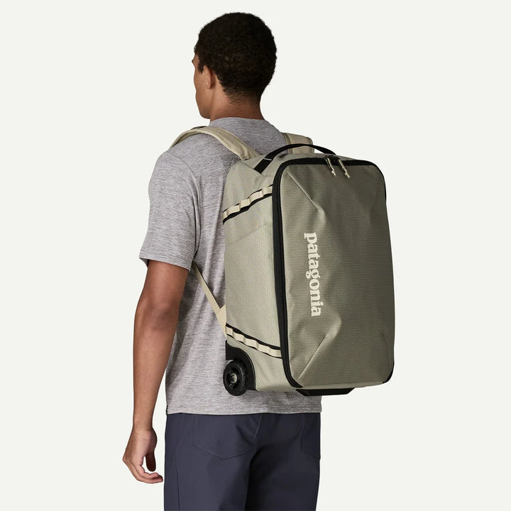Patagonia : Black Hole® MLC® Wheeled Duffel 34L (USE CODE TRVL50 for 50%off)
