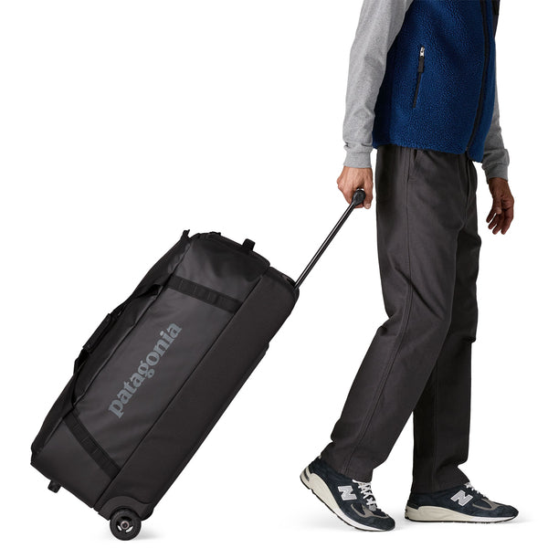 Patagonia : Black Hole® Wheeled Duffel 100L in Black