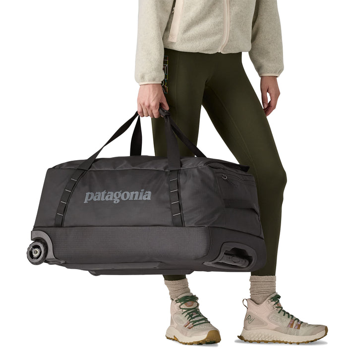 Patagonia : Black Hole® Wheeled Duffel 70L in Black