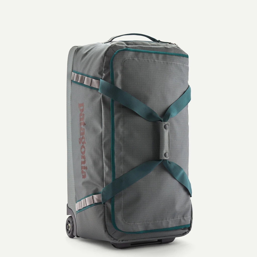Patagonia : Black Hole® Wheeled Duffel 70L in Noble Grey