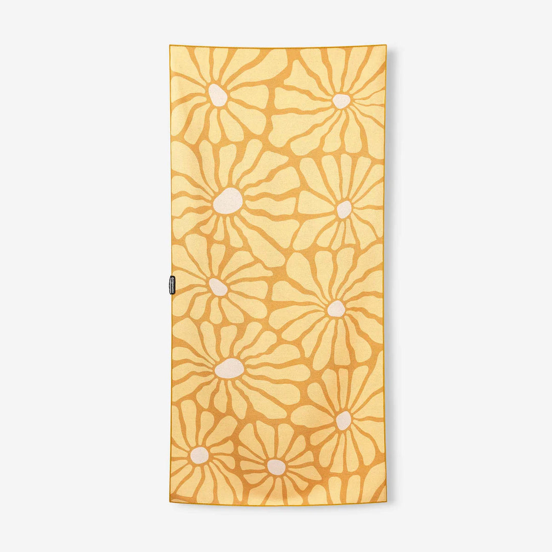 Nomadix - Car Seat Cover Towel: Lazy Daisy Gold