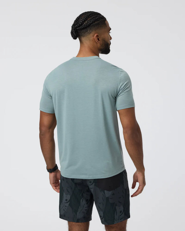 Vuori - Current Tech Tee
