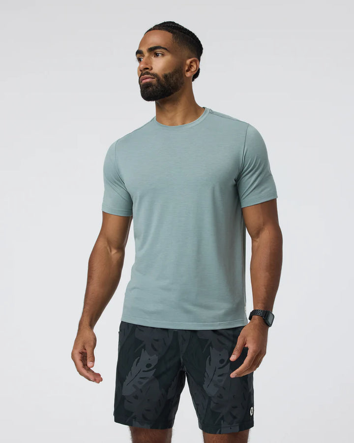 Vuori - Current Tech Tee