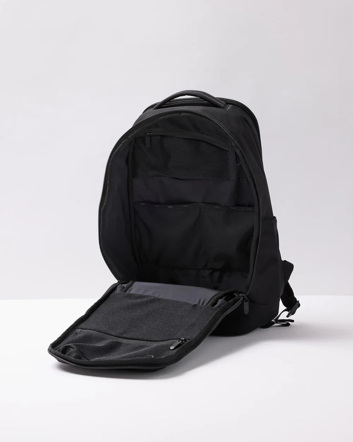 Vuori - Pursuits Commuter Backpack
