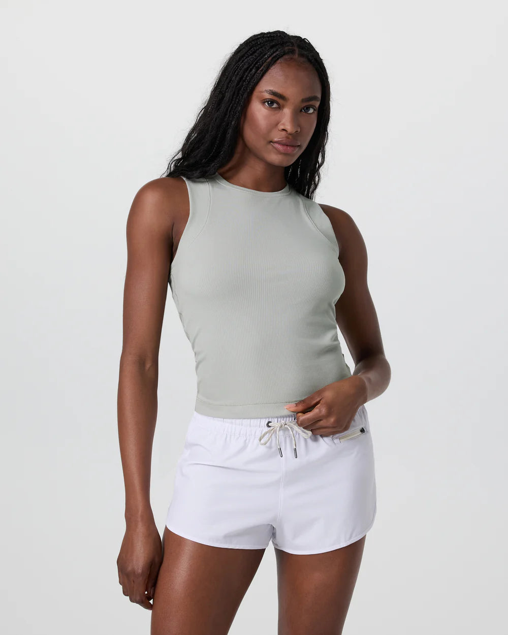 Vuori - Pose Modern Tank