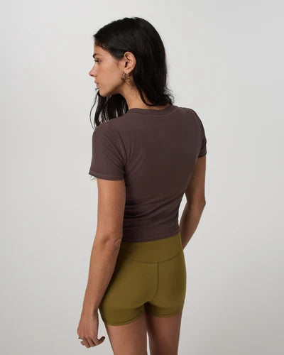 Vuori - Pose Fitted Tee