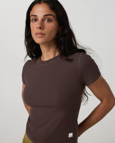 Vuori - Pose Fitted Tee