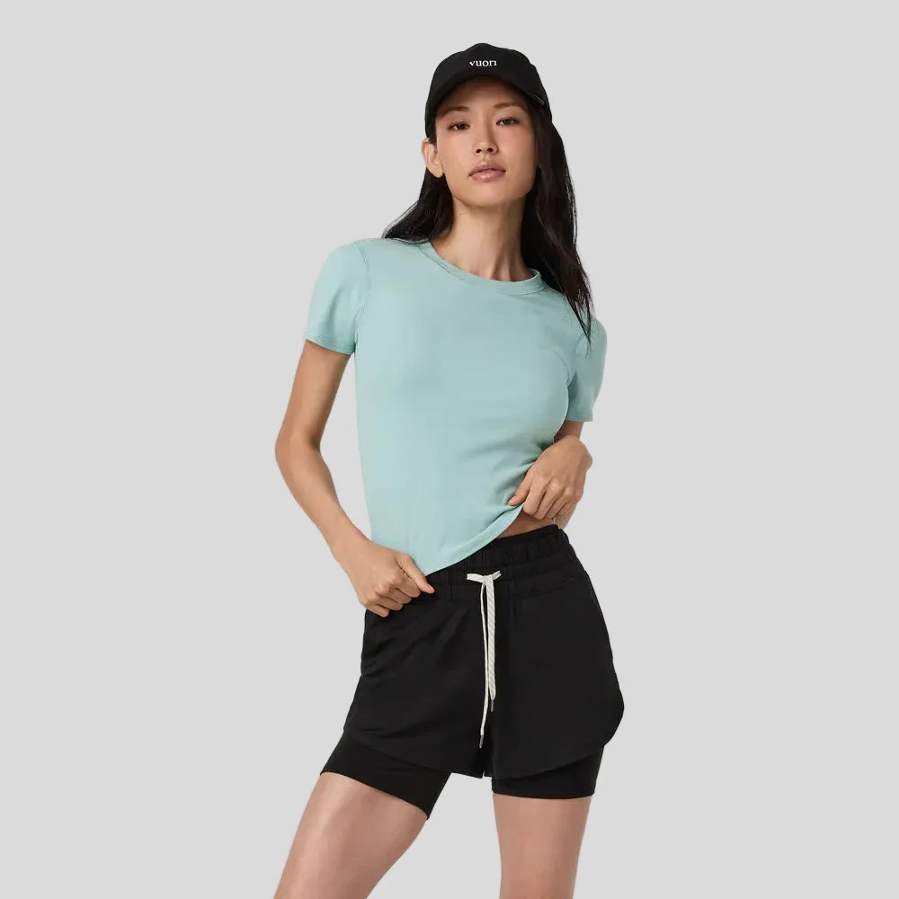 Vuori - Pose Fitted Tee