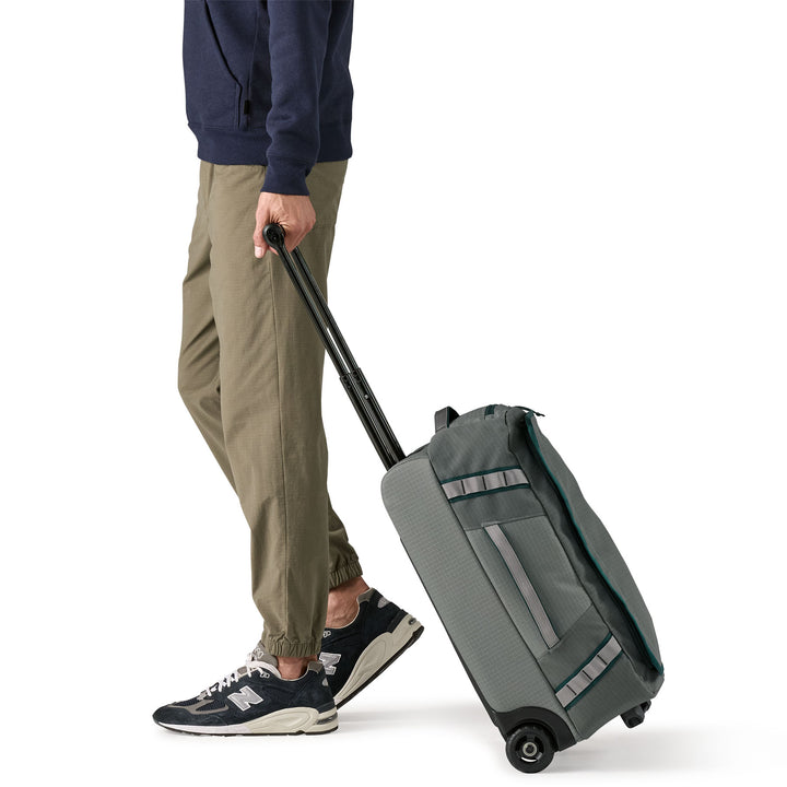 Patagonia : Black Hole® Wheeled Duffel 40L