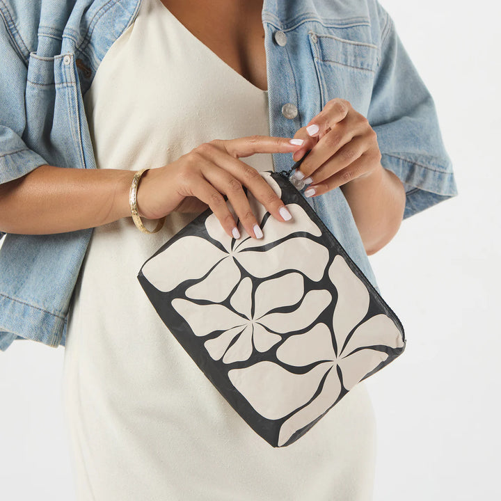 ALOHA: Small Pouch in Wavy